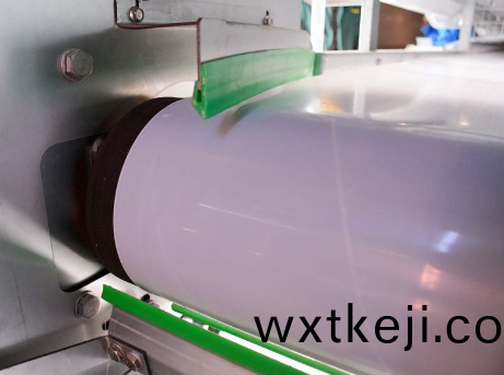 使用自動化養鷄設備(bei)的養殖場要註意(yi)這些問題(ti)