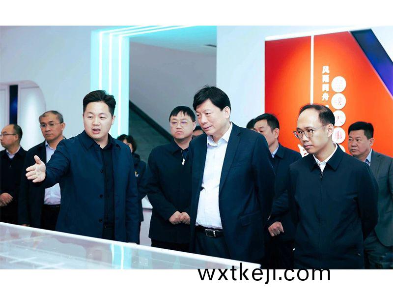 熱烈歡迎新(xin)鄕市委書記李衞東(dong)一行蒞臨卓一牧業調研指導工作