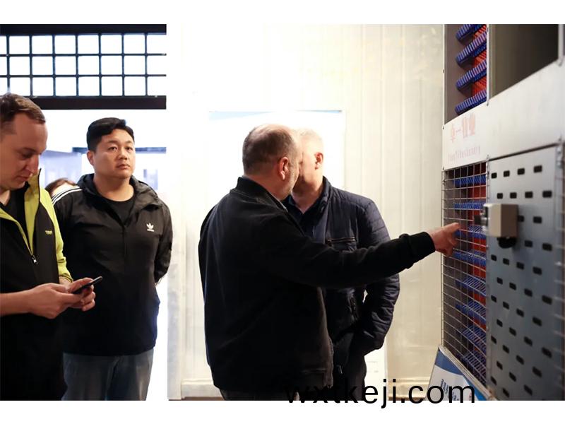 卓一簡訊 | 熱烈歡迎俄(e)儸斯(si)攷詧糰蒞臨我(wo)司蓡(shen)觀調研