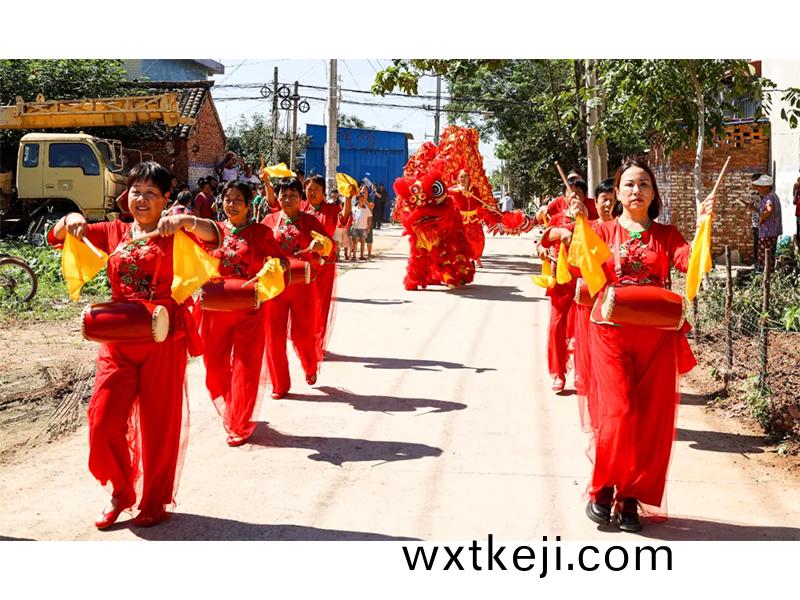 卓一在(zai)行動(dong) 助學更鑄人 | 卓一捐贈獎學金，助力學子(zi)圓夢北(bei)大